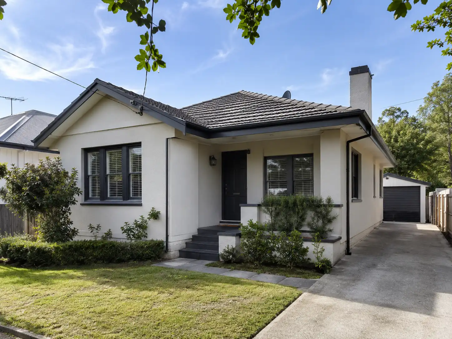 Exterior paint — Donvale